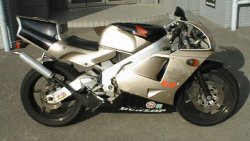 �ޤ�ư����